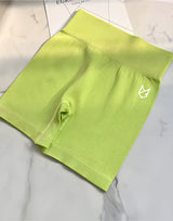 KAIA-SLEEK SPORT SHORT