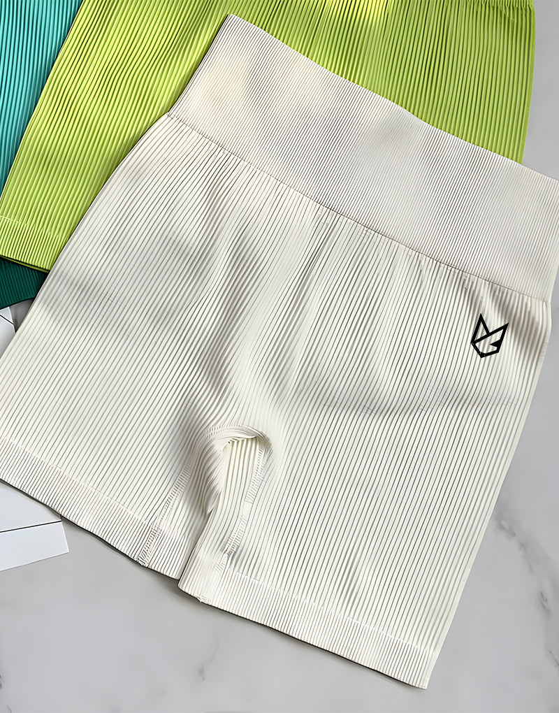 KAIA-SLEEK SPORT SHORT